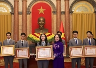 ບັນ​ດາ​ນັກ​ຮຽນ​ຄວ້າ​ໄດ້​ລາງວັນ Olympic ຕ້​ອ​ງ​ປຸກ​ລຸ​ກ​ມາ​ນະ​ຈິດ ແລະຄວາມ​ຄາດ​ຫວັງ​ທີ່​ໃຫຍ່ຫຼວງ​ ເພື່ອ​ກາຍ​ເປັນ​ພົນ​ລະ​ເມືອ​ງ​​ໂລກ