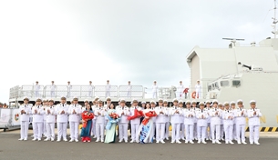 ກຳປັ່ນ 015-ເຈິ່ນຮືງດ້າວ ສຳເລັດການໄປປະຕິບັດງານທາງດ້ານການທູດປ້ອງກັນຊາດ