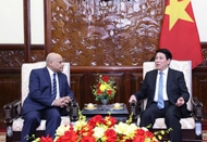 ດອກໄມ້ສີຂຽວສົດໃສເບັ່ງບານຢູ່ທົ່ວດິນແດນແຫ່ງສາຍພົວພັນ ຫວຽດນາມ-ອີຢິບ