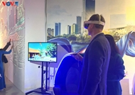 ພິທີໄຂງານວາງສະແດງດີຈີຕອນ “ຮ່າໂນ້ຍ ຮຸ່ງເຮືອງເຫຼືອງເຫຼື້ອມ - ແສງສີ ແລະມໍລະດົກ”