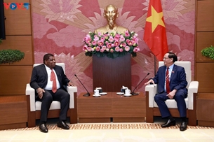 ຊຸກ​ຍູ້​ການ​ພົວ​ພັນຮ່ວມ​ມື​ລະ​ຫວ່າງຫວຽດ​ນາມ ແລະ IPU ໃຫ້ຫຼາຍ​ກວ່າ​ອີກ