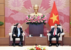 ປະທານສະພາແຫ່ງຊາດ ຕ້ອນຮັບທູດ ບັນດາປະເທດ ກໍາປູເຈຍ, ອາເມລິກາ, ຟີລິບປິນ ເຂົ້າຢ້ຽມອໍາລາ