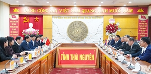 ຮັດແໜ້ນການພົວພັນຮ່ວມມືລະຫວ່າງແຂວງທ໊າຍຫງວຽນ ແລະຫົວພັນ