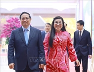 ທ່ານ ຟ້າມມິງຈິງ ນາຍົກລັດຖະມົນຕີ ແລະພັນລະຍາ ເປັນປະທານງານລ້ຽງຄະນະການທູດ ຢູ່ຫວຽດນາມ