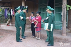 ພ້ອມກັບປະຊາຊົນຮັກສາສະຖຽນລະພາບ ຢູ່ເຂດຊາຍແດນ