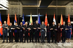 ນໍາການພົວພັນອາຊຽນ-ລັດເຊຍ ພັດທະນາໃຫ້ສົມກັບຄວາມສາມາດບົ່ມຊ້ອນ