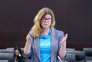 ប្រធាន UNICEF ប្រចាំប្រទេសវៀតណាម អបអរសាទរសេចក្ដីសម្រេចចិត្តលើកលែងថ្លៃសិក្សានៅវៀតណាម