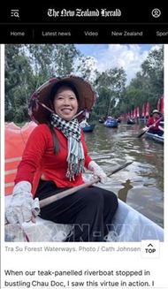 អ្នកកាសែតនូវែលសេឡង់ម្នាក់មានការចាប់អារម្មណ៍យ៉ាងខ្លាំងចំពោះមនុស្ស និងទឹកដីវៀតណាម