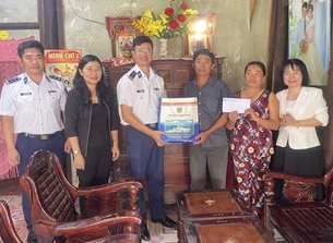 ជួយអ្នកនេសាទខេត្ត Tra Vinh ចេញទៅសមុទ្រដោយសុវត្ថិភាព