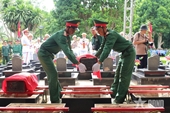 មាតុភូមិទទួលយុទ្ធជនពលីត្រឡប់មកវិញ