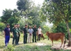 ក្រុមសេដ្ឋកិច្ច-ការពារជាតិលេខ ៣៣៧ ជួយបងប្អូនប្រជាពលរដ្ឋនៅតំបន់ព្រំដែន