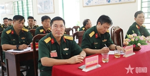 សាលានាយទាហានកងទ័ពជើងគោកលេខ២ រៀបចំពិធីបិទបញ្ចប់វគ្គបណ្តុះបណ្តាល