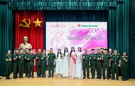 បវរកញ្ញាកំពូលទាំង ៣ នៃការប្រកួតបវរកញ្ញាវៀតណាមឆ្នាំ ២០២៤ ជួបសំណេះសំណាលជាមួយទស្សនិកជននៃកាសែតកងទ័ពប្រជាជន