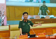 ត្រៀមរៀបចំសម្រាប់ការហាត់សមដង្ហែក្បួនព្យុហយាត្រានៅទីលាន Ba Dinh