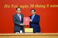 នាយករដ្ឋមន្ត្រីប្រគល់សេចក្តីសម្រេចតែងតាំងរដ្ឋមន្ត្រីស្តីទីក្រសួងការបរទេស