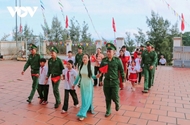សាលារៀននៅទូទាំងប្រទេសវៀតណាមបើកបវេសនកាលឆ្នាំសិក្សាថ្មី