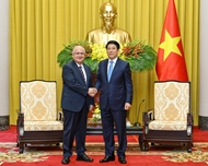 លោក Luong Cuong ប្រធានរដ្ឋ វៀតណាម ទទួលជួបរដ្ឋមន្ត្រីក្រសួងការពារជាតិទួរគី