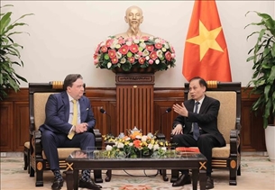 លើកកំពស់សសរស្តម្ភនៃកិច្ចសហប្រតិបត្តិការក្នុងទំនាក់ទំនងវៀតណាម-អាមេរិក