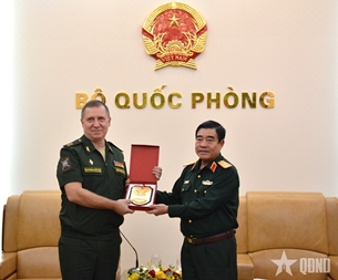 ជម្រុញកិច្ចសហប្រតិបត្តិការការពារជាតិវៀតណាម-រុស្ស៊ីឲ្យកាន់តែមានប្រសិទ្ធភាព