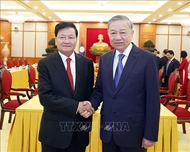 ឡាវមានមោទនភាពចំពោះប្រទេសវៀតណាម ដែលជាបងប្អូនជិតស្និទ្ធ