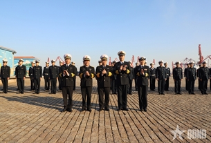 ដំណើរទស្សនកិច្ចទៅកាន់ប្រទេសចិនរបស់នាវាលេខ ០១៥-Tran Hung Dao បន្សល់ទុកនូវចំណាប់អារម្មណ៍យ៉ាងជ្រាលជ្រៅ