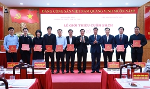 ពិធីសម្ពោធសៀវភៅ៖ “៨០ ឆ្នាំនៃរដ្ឋសភាវៀតណាម - សមិទ្ធផលប្រវត្តិសាស្ត្រ”