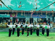 អបអរសាទរ "បុណ្យចូលឆ្នាំថ្មីក្នុងភូមិ" ជាមួយបណ្តាជនជាតិនៅភូមិវប្បធម៌ និងទេសចរណ៍បណ្តាជនជាតិវៀតណាម