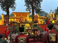 អុជធូបបើកនិទាឃរដូវឆ្នាំ ២០២៦ នៅអតីតរាជវាំង Thang Long