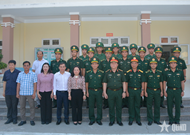 លោកនាយឧត្តមសេនីយ៍ Nguyen Trong Nghia ចុះសួរសុខទុក្ខប៉ុស្តិ៍ការពារព្រំដែន Long Khot (ខេត្ត Tay Ninh)