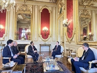 វៀតណាមពង្រឹងកិច្ចសហប្រតិបត្តិការជាមួយមូលដ្ឋាននានារបស់បារាំង