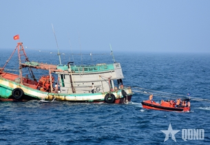 បង្កើនការឃោសនាអំពីការប្រយុទ្ធ​ប្រឆាំងនឹងការនេសាទខុសច្បាប់