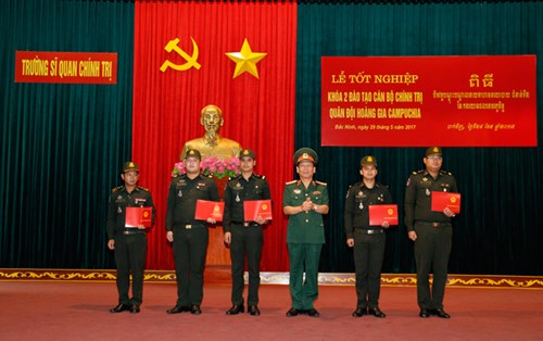Aso Course Rcaf RCAF’s officers complete political training course