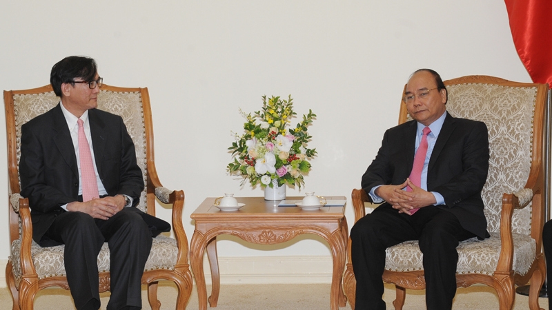 Prime Minister receives outgoing Thai Ambassador
