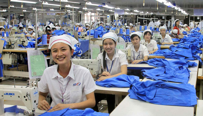 Vietnam's garment industry suffers in Q1 as retailers cut orders-Xinhua