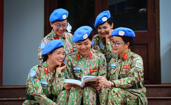 Vietnamese blue-beret women confidently start “journey” in South Sudan