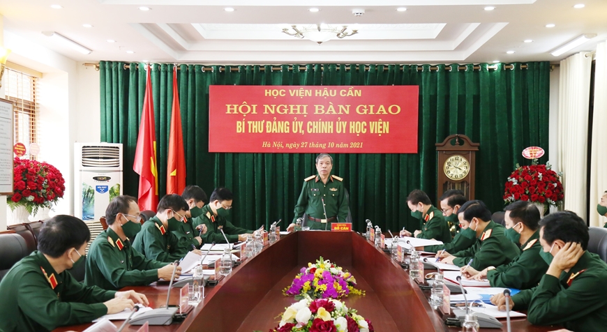 Duty handover ceremony held in Military Academy of Logistics