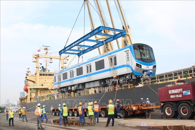 Four more trains of Metro Line No.1 arrive in HCM City
