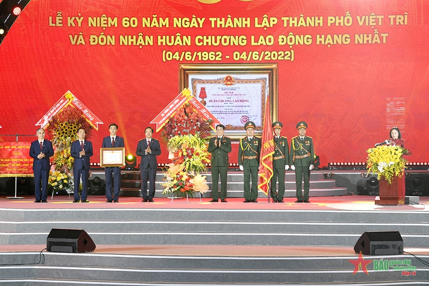 Viet Tri City marks 60th founding anniversary