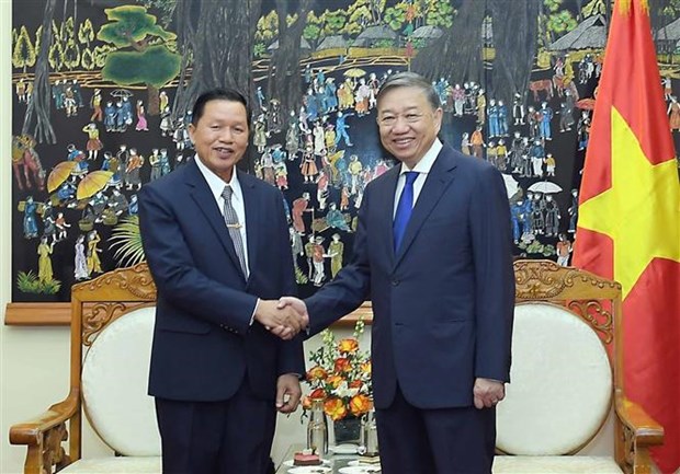 Vietnam, Laos foster security cooperation