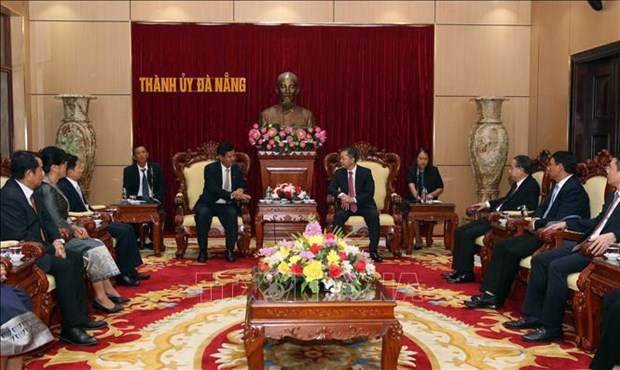 Vietnam Lao Courts Strengthen Collaboration