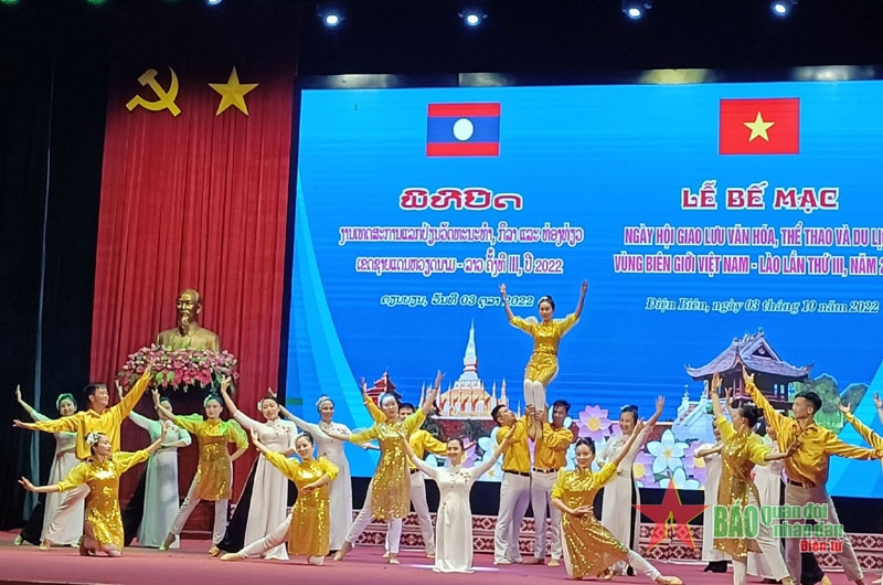 Vietnam - Laos culture, sports and tourism border exchange concludes