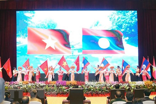 Newspaper highlights significance of Vietnam - Laos ties