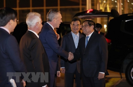 Prime Minister leaves for ASEAN - E.U. commemorative summit, visit to three European countries