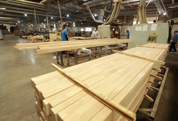 Exporting Timber Vietnam strives to be global processing center of export timber