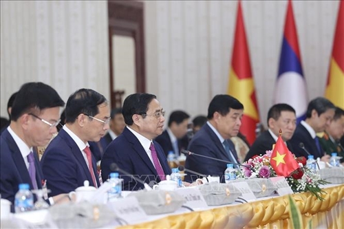 Vietnamese, Lao Prime Ministers hold talks in Vientiane