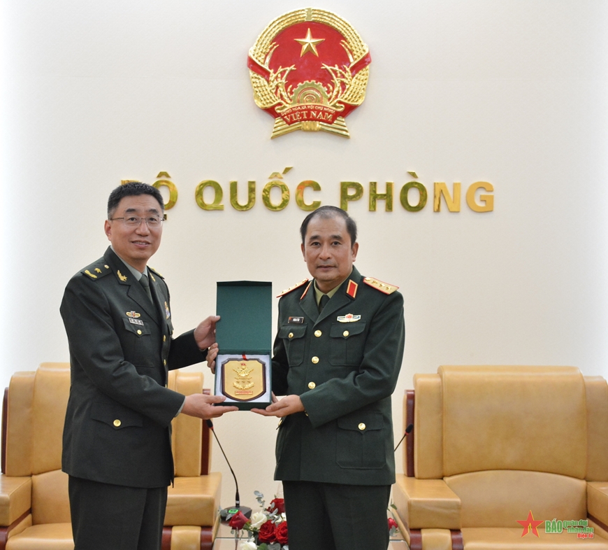 Vietnam and China to foster bilateral defense cooperation