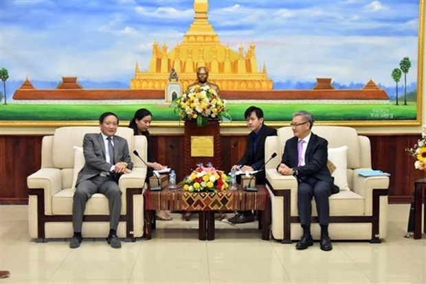 Vietnamese Embassy greets Lao Party