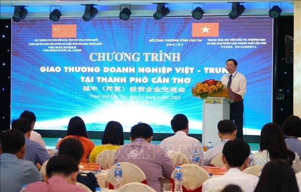 Vietnam-China trade exchange opens in Can Tho