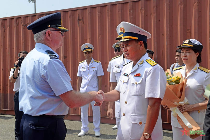 Royal Australian Navy ship starts Vietnam visit