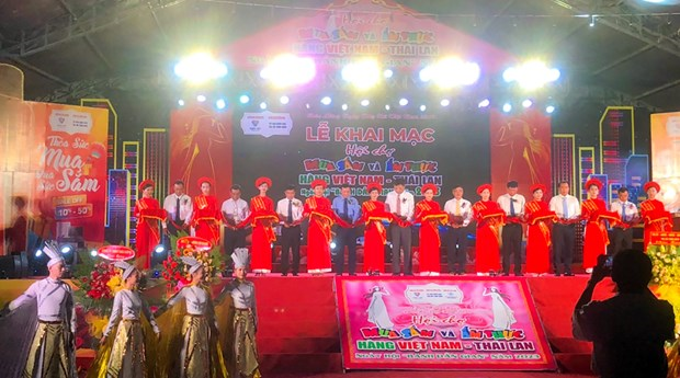 Vietnam - Thailand trade fair opens in An Giang